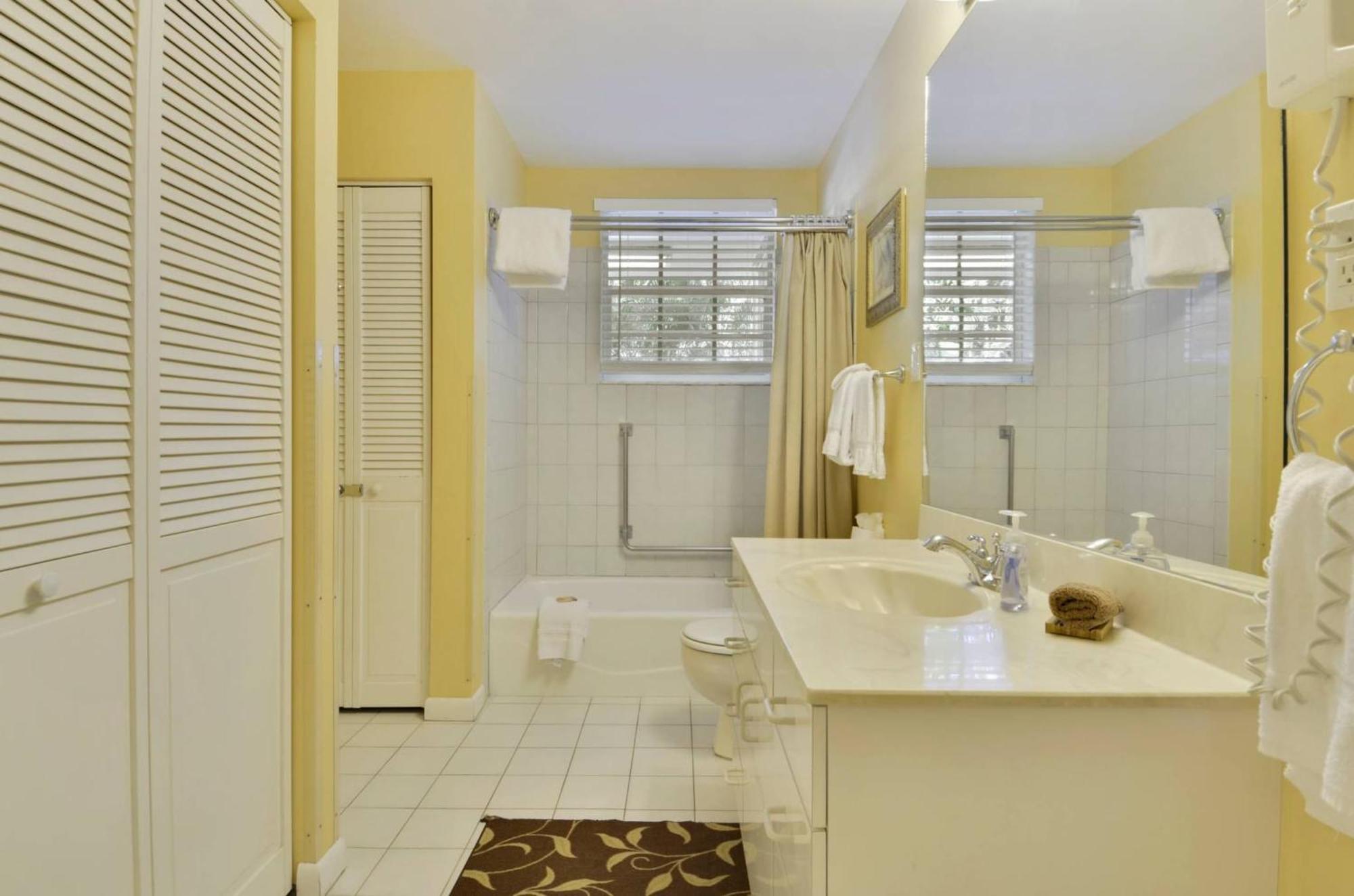 Casa Grande By Avantstay Dt Key West Near South Beach W Pool Eksteriør billede